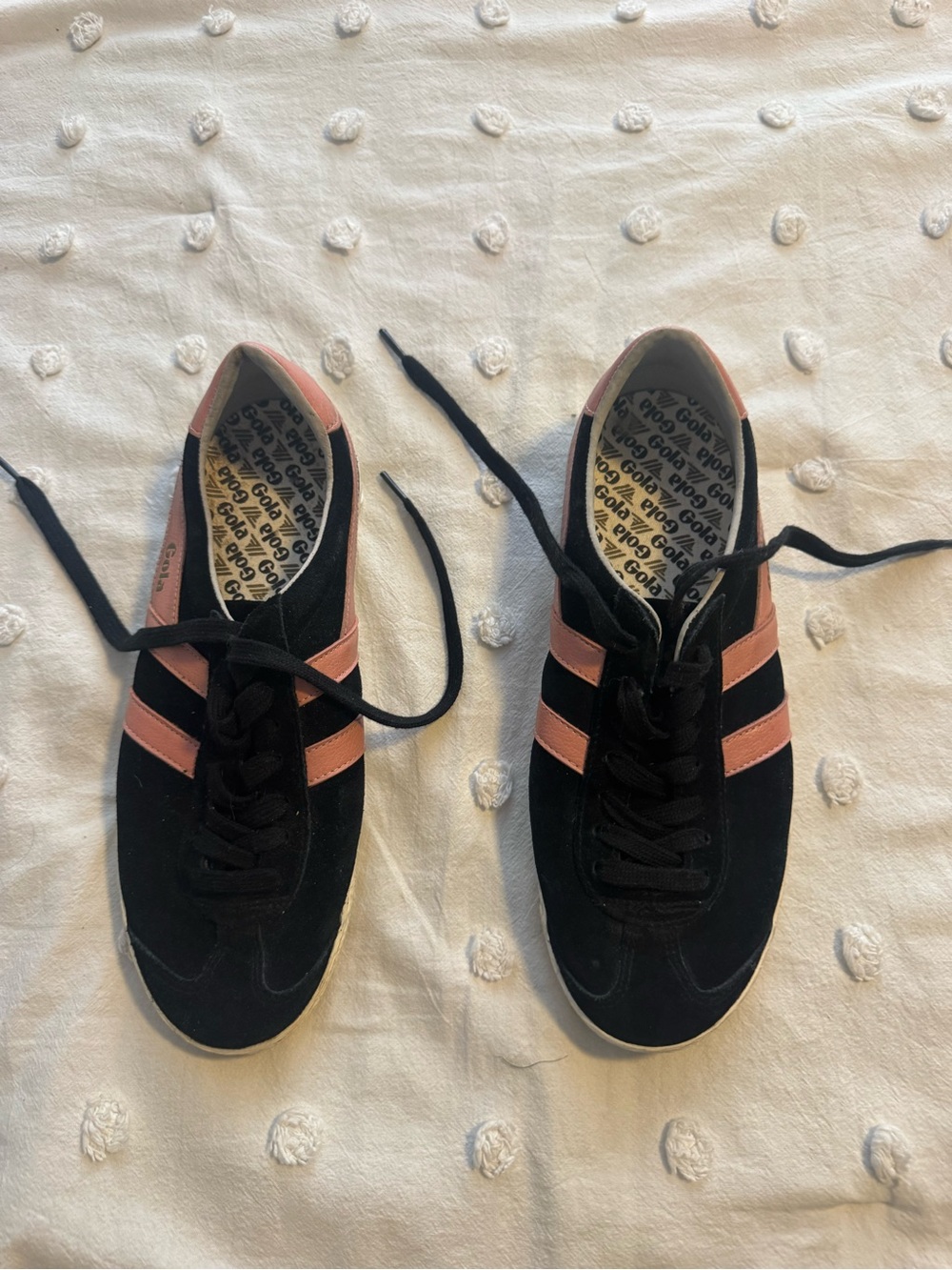 Gola Black Sneakers with Pink Stripe Accents • size 9